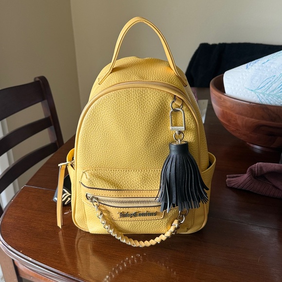 Juicy 💛 Backpack - Picture 2 of 10